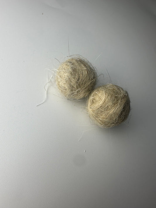 LionsLike Hanfwolle Bällchen